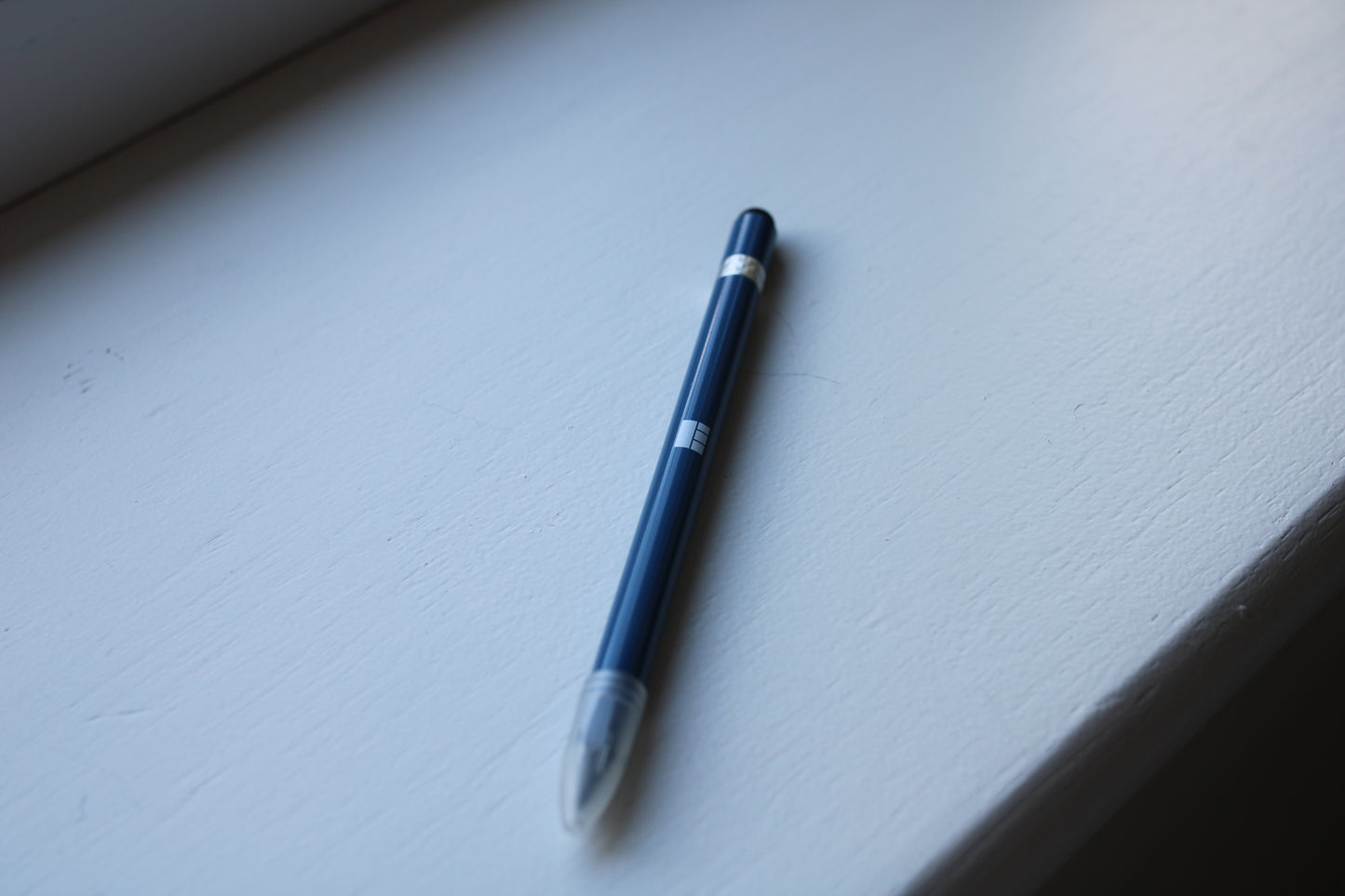 The Simple Tracker